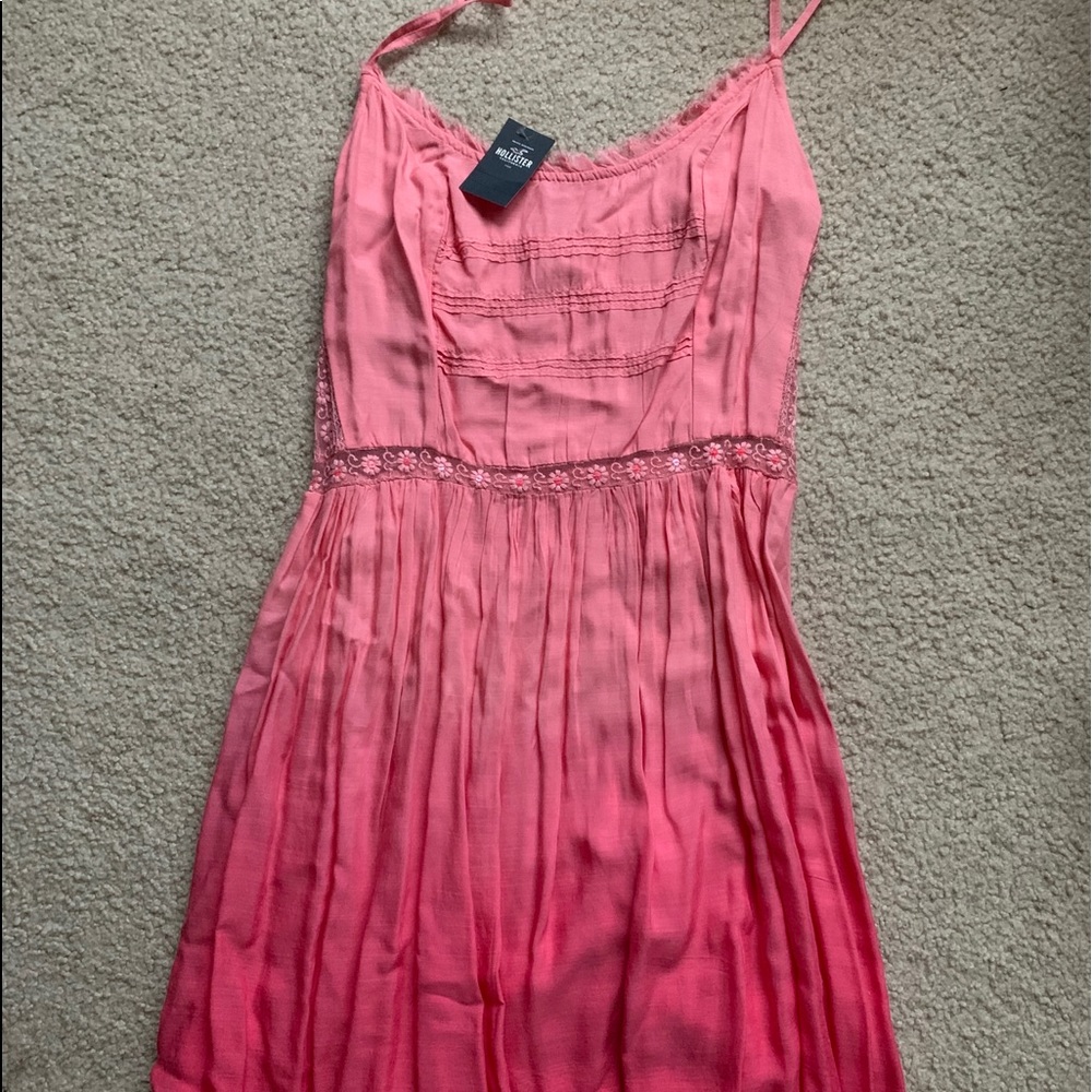 HOLLISTER pink sundress